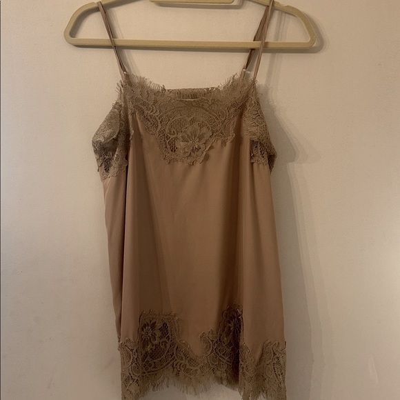 Gold Hawk XS (oversized) 100% silk taupe camisole with lace detail top & bottom - Picture 1 of 8